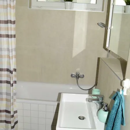 Lela Garden Appartement Balatonlelle